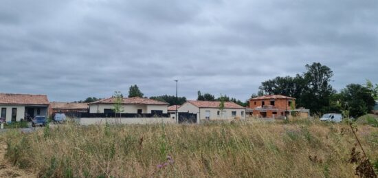 Terrain à bâtir à , Haute-Garonne