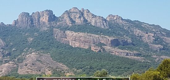 Terrain à bâtir à Roquebrune-sur-Argens, Provence-Alpes-Côte d'Azur