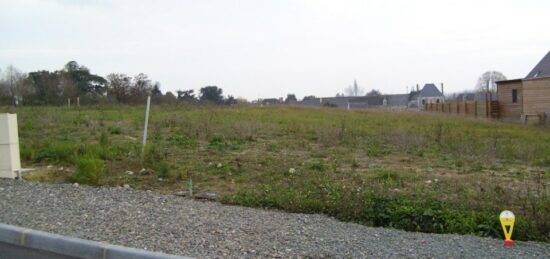 Terrain à bâtir à Seiches-sur-le-Loir, Pays de la Loire