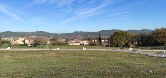 Terrain à bâtir à Brignoles, Provence-Alpes-Côte d'Azur