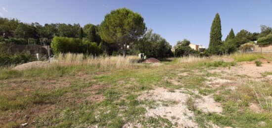 Terrain à bâtir à Cabasse, Provence-Alpes-Côte d'Azur