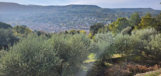 Terrain à bâtir à Apt, Provence-Alpes-Côte d'Azur