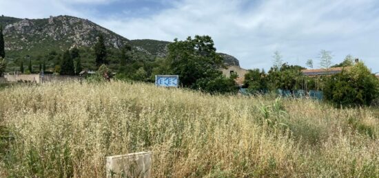 Terrain à bâtir à Volx, Provence-Alpes-Côte d'Azur