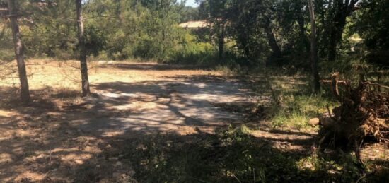 Terrain à bâtir à Mirabeau, Provence-Alpes-Côte d'Azur