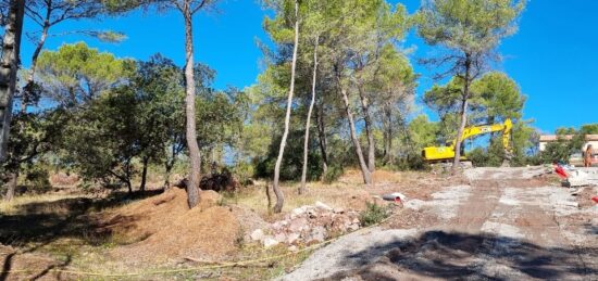 Terrain à bâtir à Pierrefeu-du-Var, Provence-Alpes-Côte d'Azur