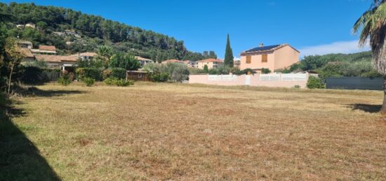 Terrain à bâtir à Le Luc, Provence-Alpes-Côte d'Azur