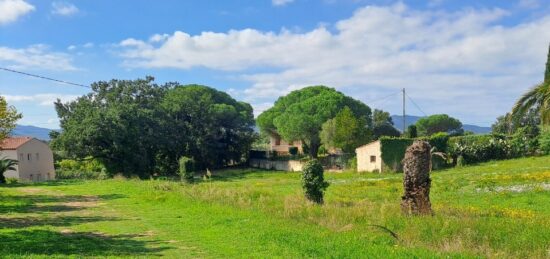 Terrain à bâtir à Fréjus, Provence-Alpes-Côte d'Azur