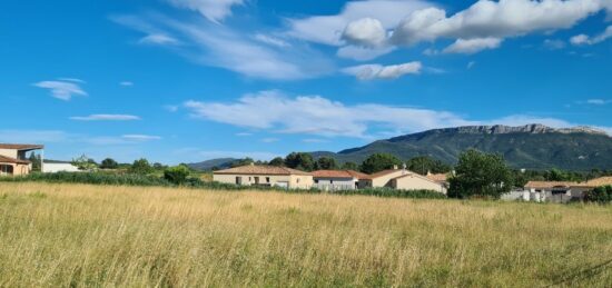 Terrain à bâtir à Pourrières, Provence-Alpes-Côte d'Azur