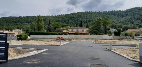 Terrain à bâtir à Auriol, Provence-Alpes-Côte d'Azur