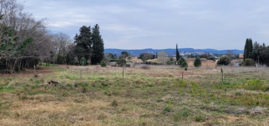 Terrain à bâtir à , Vaucluse