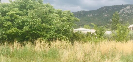 Terrain à bâtir à Volx, Provence-Alpes-Côte d'Azur