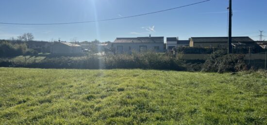 Terrain à bâtir à Saint-Sardos, Occitanie