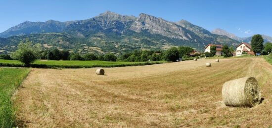 Terrain à bâtir à Saint-Léger-les-Mélèzes, Provence-Alpes-Côte d'Azur