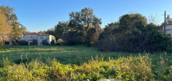 Terrain à bâtir à Roquefort-les-Pins, Provence-Alpes-Côte d'Azur