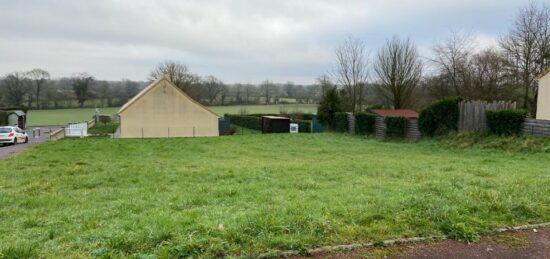 Terrain à bâtir à Notre-Dame-du-Pé, Pays de la Loire